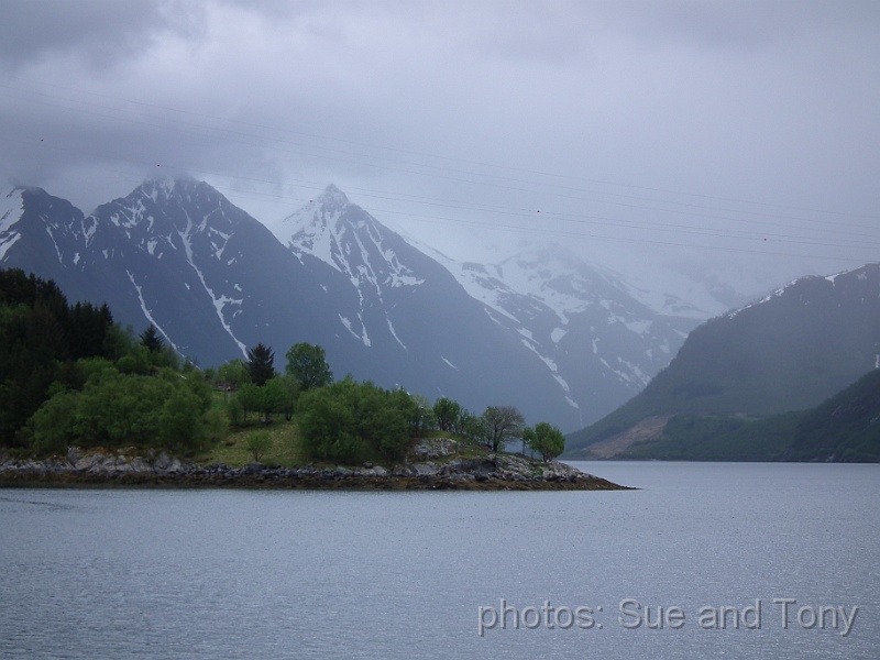 day4 0010.jpg - We left the ship to visit the Svartisen Glacier, this is the approach down the fjord